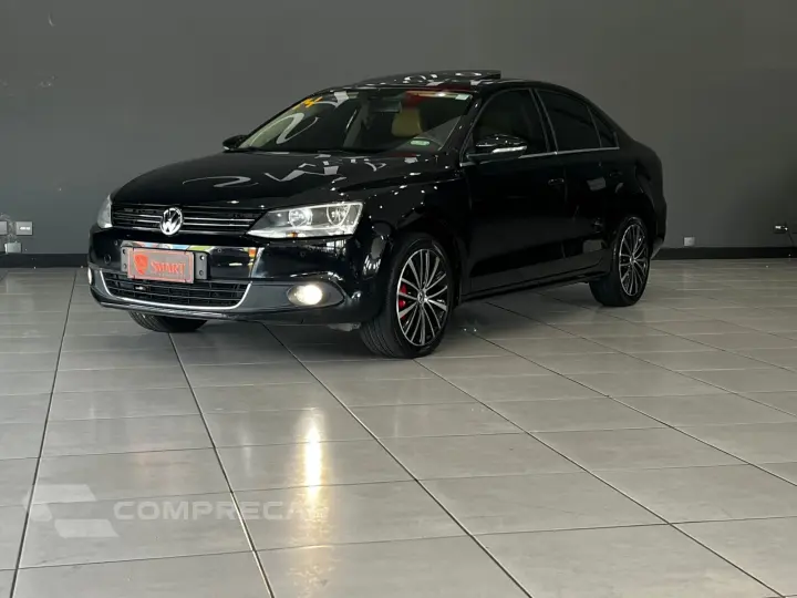JETTA 2.0 TSI HIGHLINE 211CV GASOLINA 4P TIPTRONIC