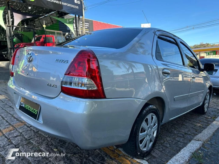 ETIOS XS Sedan1.5 Flex 16V 4p Mec.