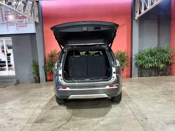 COMMANDER 1.3 T270 TURBO FLEX OVERLAND AT6