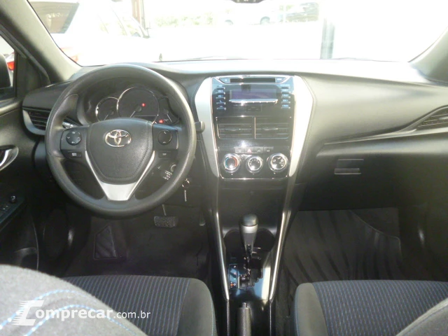 YARIS 1.3 16V XL
