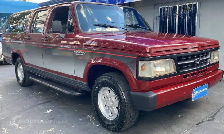 Veraneio 4.0 4P DIESEL CUSTOM S CABINE DUPLA