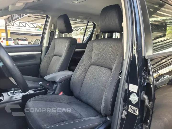 Hilux CD SR 4x2 2.7 16V/2.7 Flex Aut.