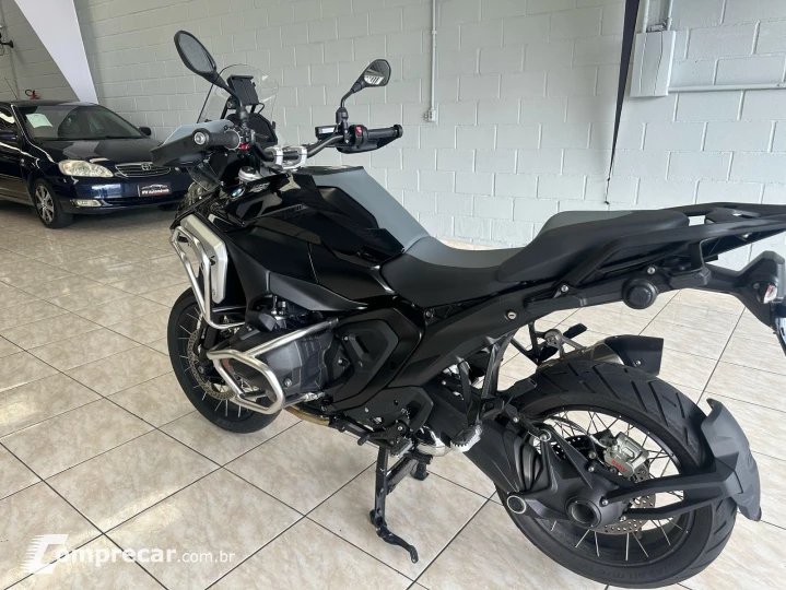 Gs R1300 Triple Black