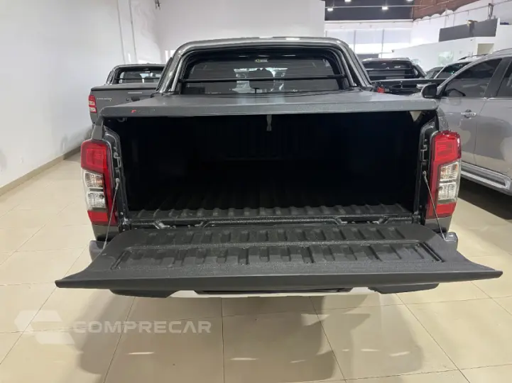 L200 TRITON 2.4 16V Turbo Sport HPE CD 4X4