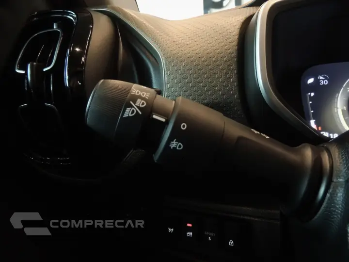 C3 AIRCROSS 1.0 Turbo 200 Shine 7L