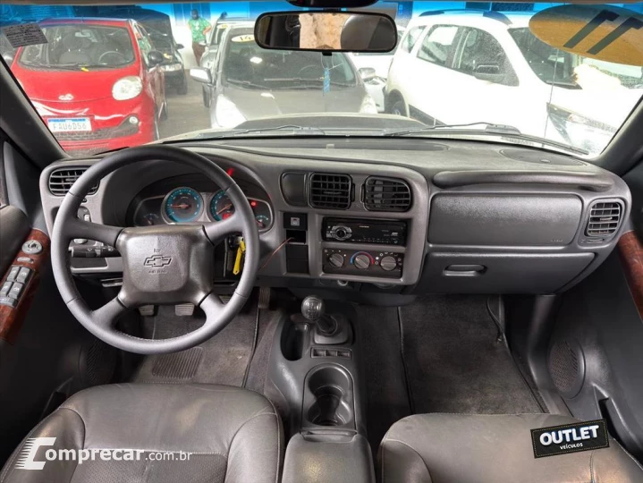 S10 2.4 MPFI EXECUTIVE 4X2 CD 8V FLEX 4P MANUAL