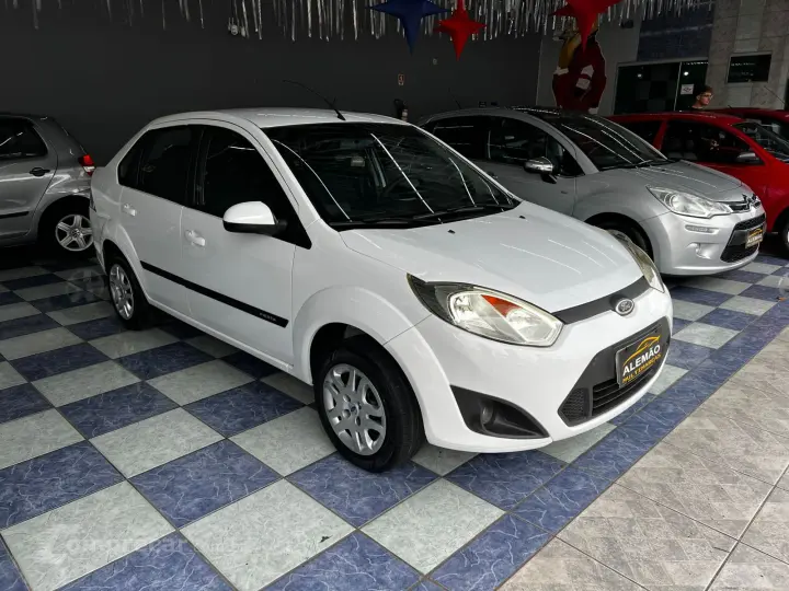 FIESTA 1.6 Rocam Sedan 8V