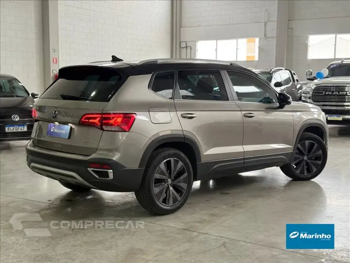 TAOS 1.4 250 TSI TOTAL FLEX HIGHLINE AUTOMÁTICO