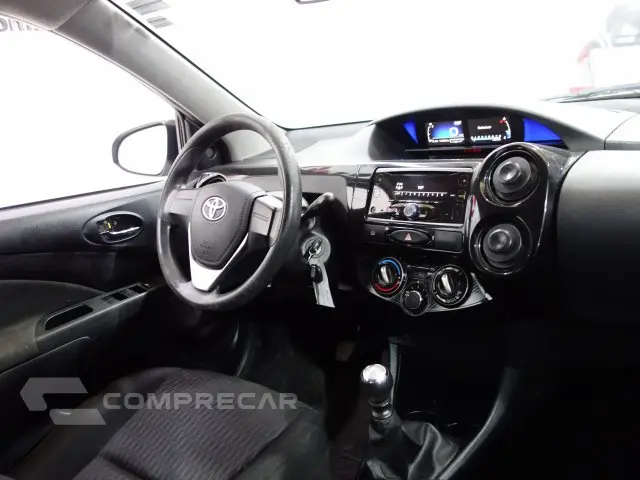 ETIOS HATCH - 1.3 X 16V 4P MANUAL