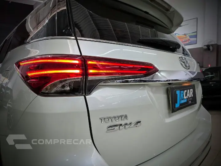 HILUX SW4 2.8 SRX 4X4 7 LUGARES 16V TURBO INTERCOOLER DIESEL