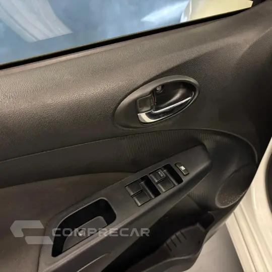 ETIOS PLATINUM Sed. 1.5 Flex 16V 4p Aut.