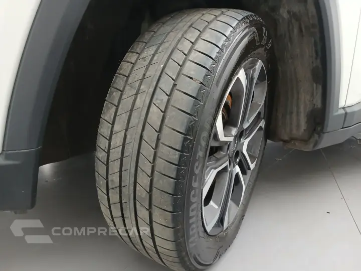 COMMANDER 1.3 T270 TURBO FLEX LIMITED AT6