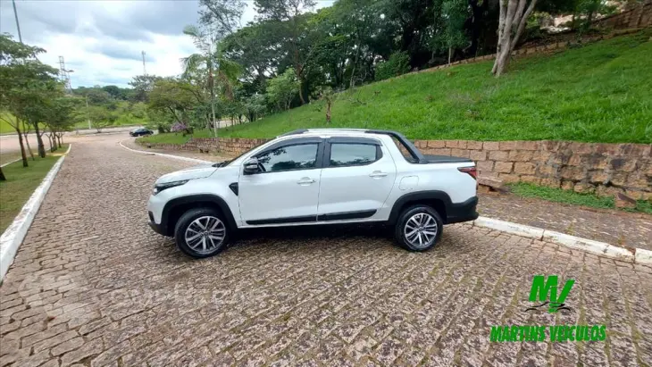 STRADA 1.3 FIREFLY FLEX VOLCANO CD CVT