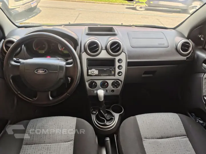 FIESTA 1.6 ROCAM SE SEDAN 8V