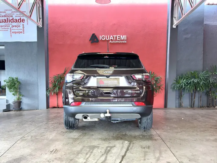 COMPASS 2.0 TD380 TURBO DIESEL LIMITED AT9