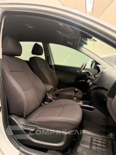 I30 CW 2.0 MPFI GLS 16V