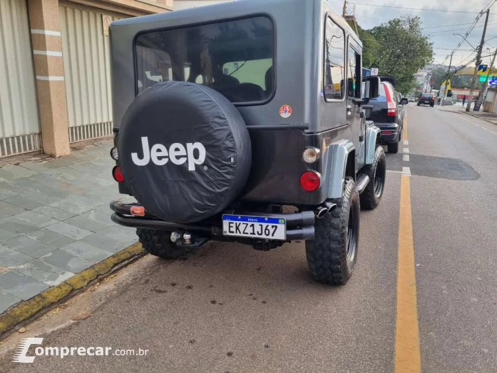 JEEP 2.2 Cj-6 4X4 8V
