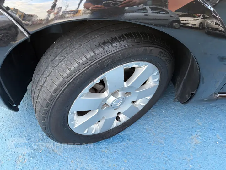 C3 1.4 I Exclusive 8V