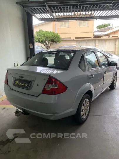 FIESTA 1.6 MPI Class Sedan 8V