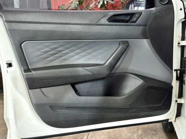 POLO 1.0 MPI TRACK MANUAL
