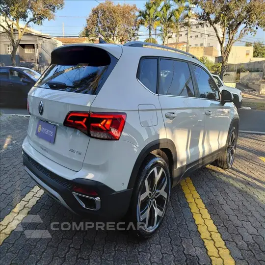 TAOS 1.4 250 TSI TOTAL FLEX HIGHLINE AUTOMÁTICO