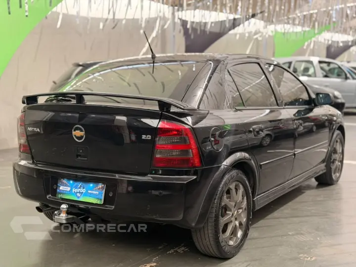 ASTRA 2.0 MPFI Advantage 8V
