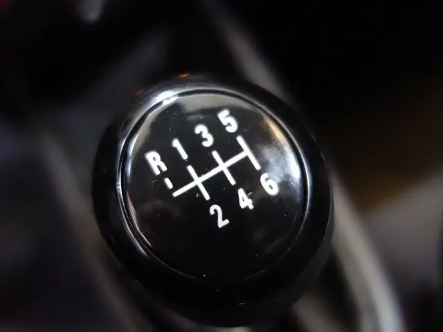 PRISMA - 1.0 MPFI JOY 8V 4P MANUAL