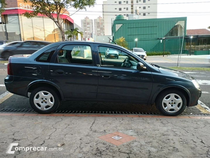 Corsa Sedan 1.4 4P MAXX FLEX