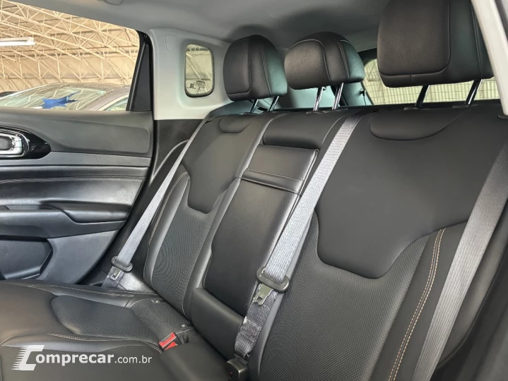 COMPASS 1.3 T270 TURBO FLEX LIMITED AT6