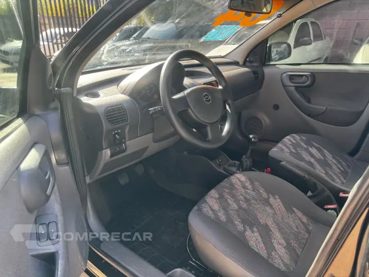 Corsa Hatch 1.0
