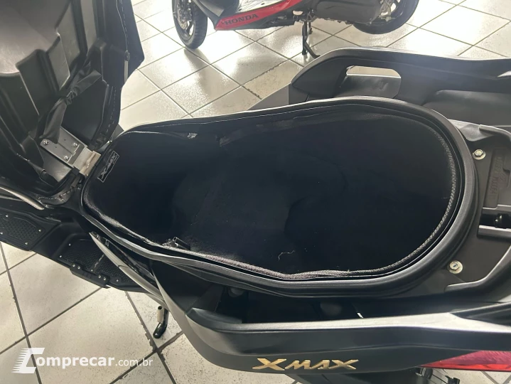 XMAX