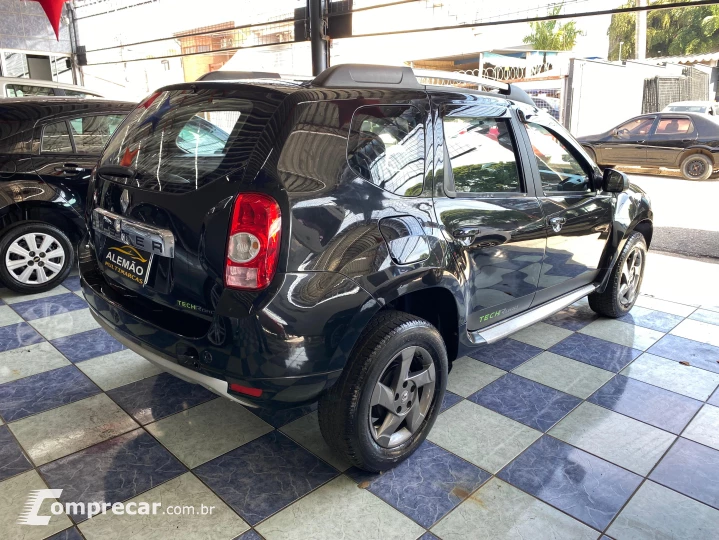 DUSTER 2.0 Tech Road II 4X2 16V