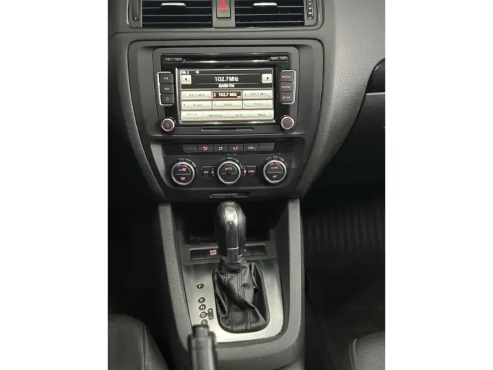 JETTA 2.0 COMFORTLINE 120CV FLEX 4P TIPTRONIC