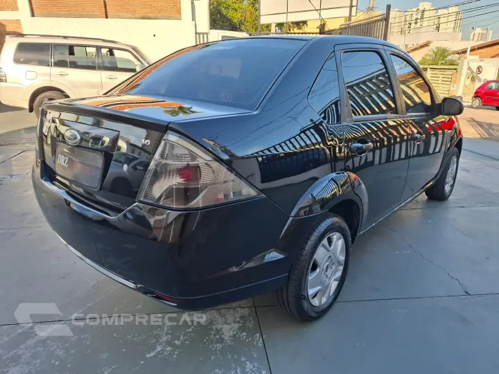 FIESTA 1.6 MPI Sedan 8V