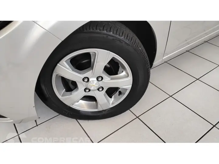 ONIX 1.4 MPFI LT 8V FLEX 4P AUTOMATICO