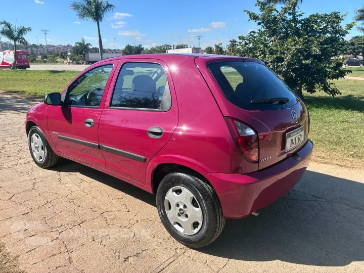 CELTA 1.0 MPFI Spirit 8V