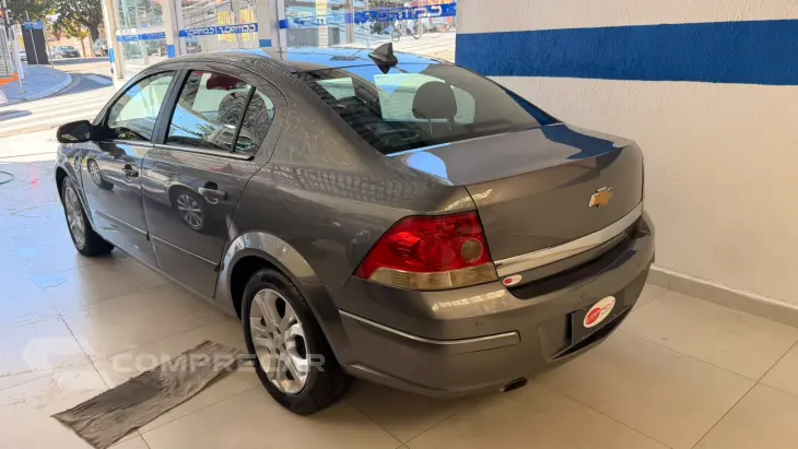 VECTRA 2.0 MPFI Elegance 8V