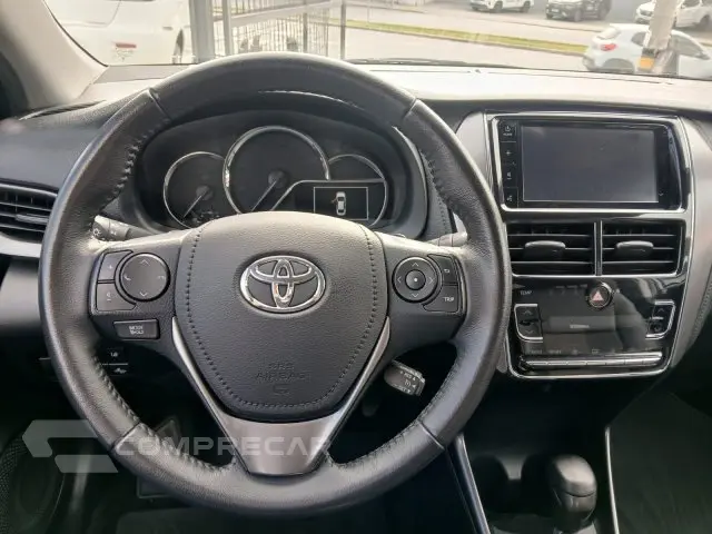 YARIS SEDAN - 1.5 16V SEDAN XS CONNECT MULTIDRIVE