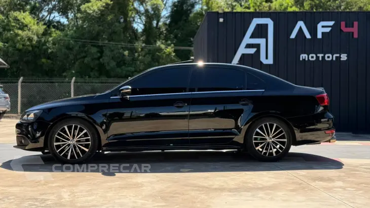 JETTA Highline 2.0 TSI 16V 4p Tiptronic