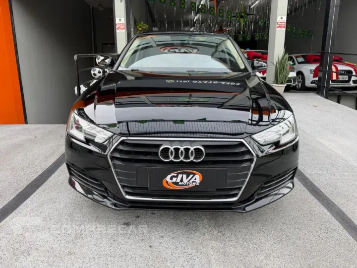 A4 Attraction 2.0 TFSI 190cv S tronic