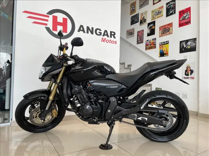 CB 600F HORNET