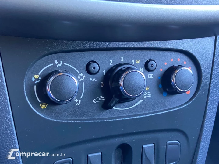 LOGAN 1.0 12V SCE Authentique