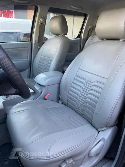 HILUX 2.7 SR 4X2 CD 16V