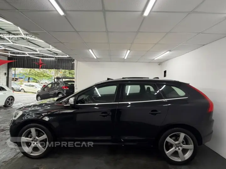 XC 60 T-5 R-DESIGN 2.0 FWD 5p
