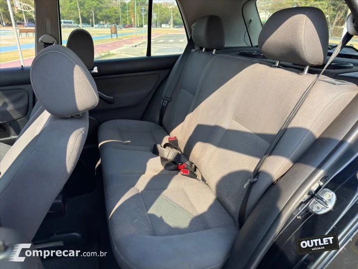 GOLF 1.6 MI 8V FLEX 4P MANUAL