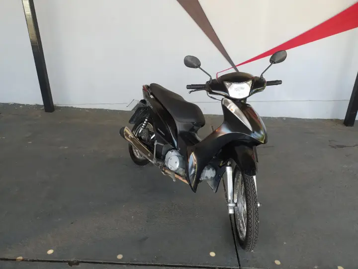 BIZ 125 ES