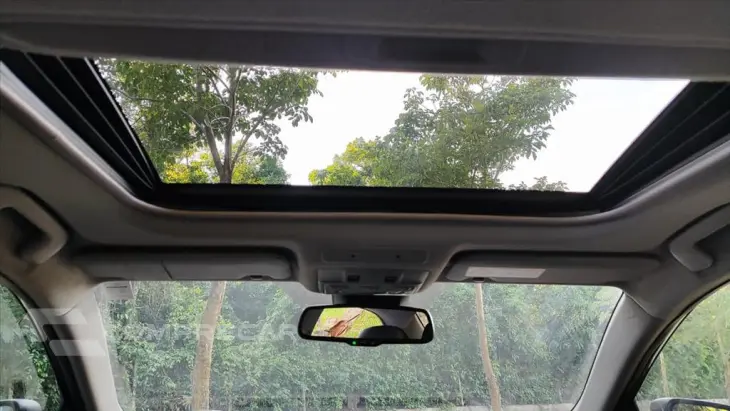 YARIS 1.5 16V FLEX SEDAN XLS CONNECT MULTIDRIVE