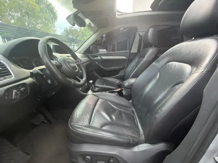 Q3 2.0 4P TFSI AMBITION QUATTRO S-TRONIC AUTOMÁTICO