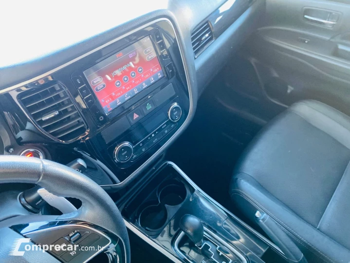 OUTLANDER 2.0 COMFORT 16V GASOLINA 4P AUTOMÁTICO