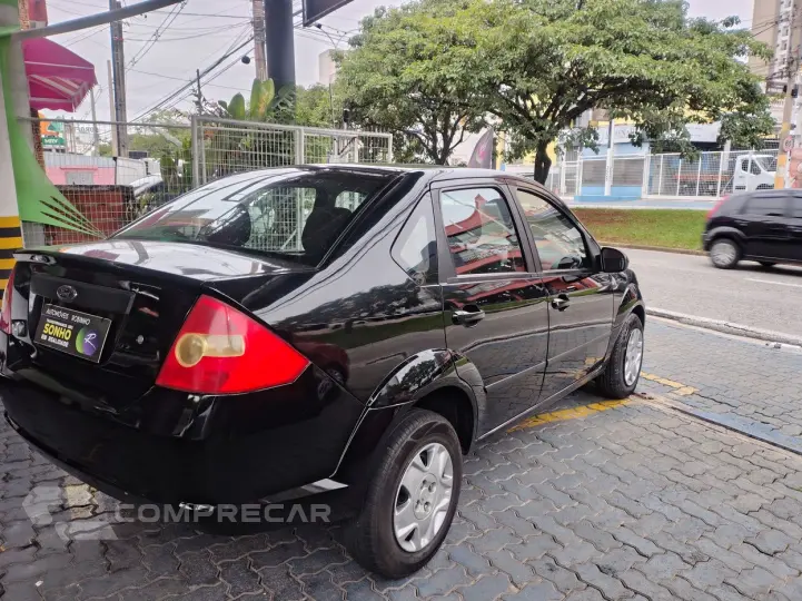 FIESTA 1.6 MPI TREND SEDAN 8V